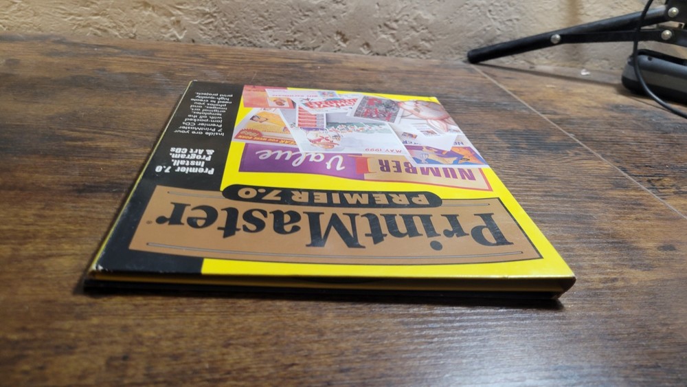 Preowned Print Master Deluxe 7.0 PC Software - WINDOWS 95 98 NT 4.0 or Later