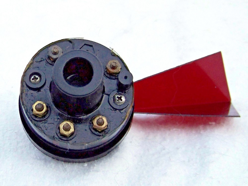 Maximum Wind Direction Sensor & Vane (Maestro); five-terminal, red-tailed vane