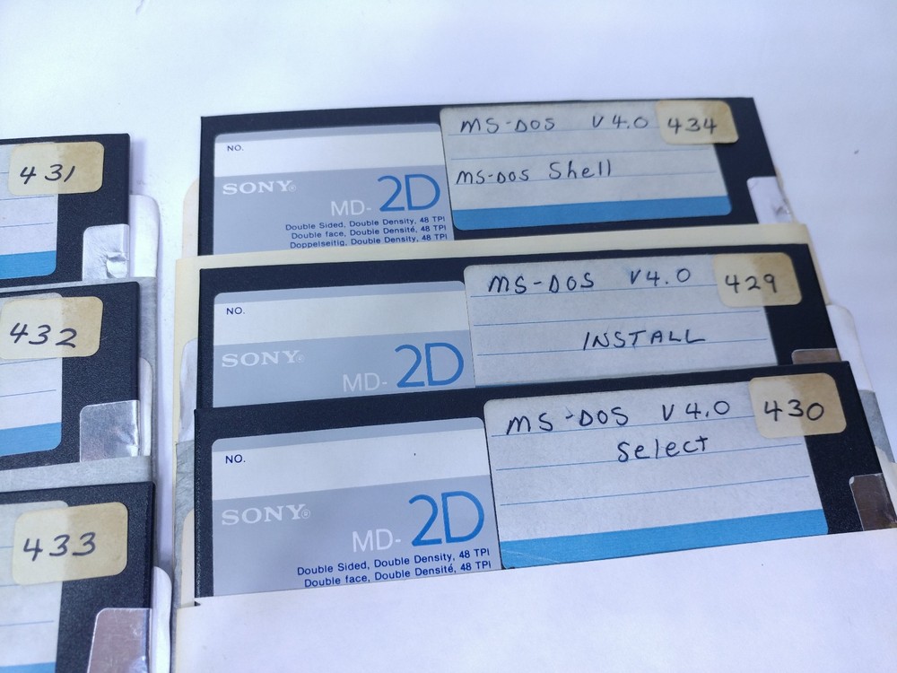 MS-DOS 4.0 FLOPPY DISKS SET