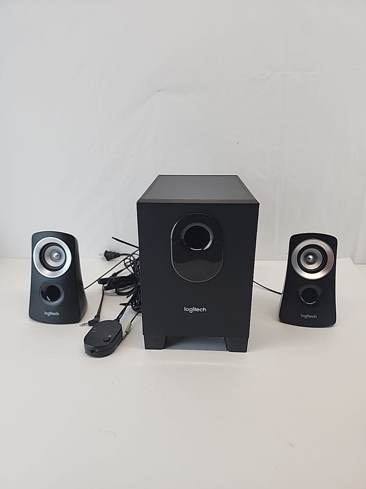 Logitech Z313 2.1 Speaker System - 980-000382 for MAC or PC TESTED