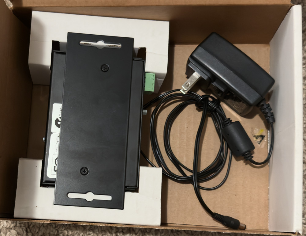 Open Box Savant HTX-SLN501 HDMI Smart Link HDBaseT Transmitter Box