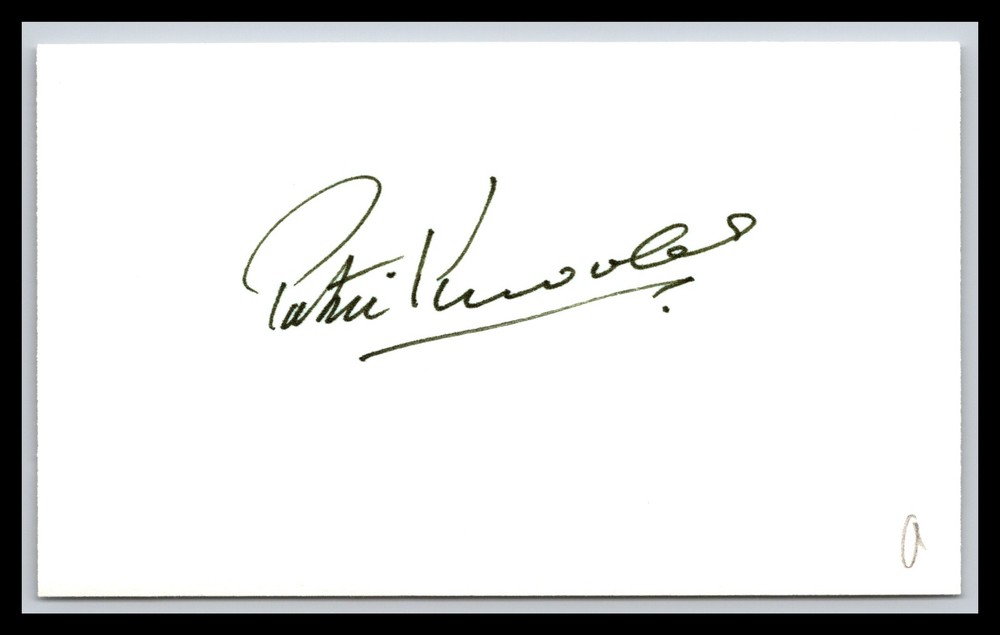 Patric Knowles - Actor - 3x5 Card - Signed / Autograph (a)