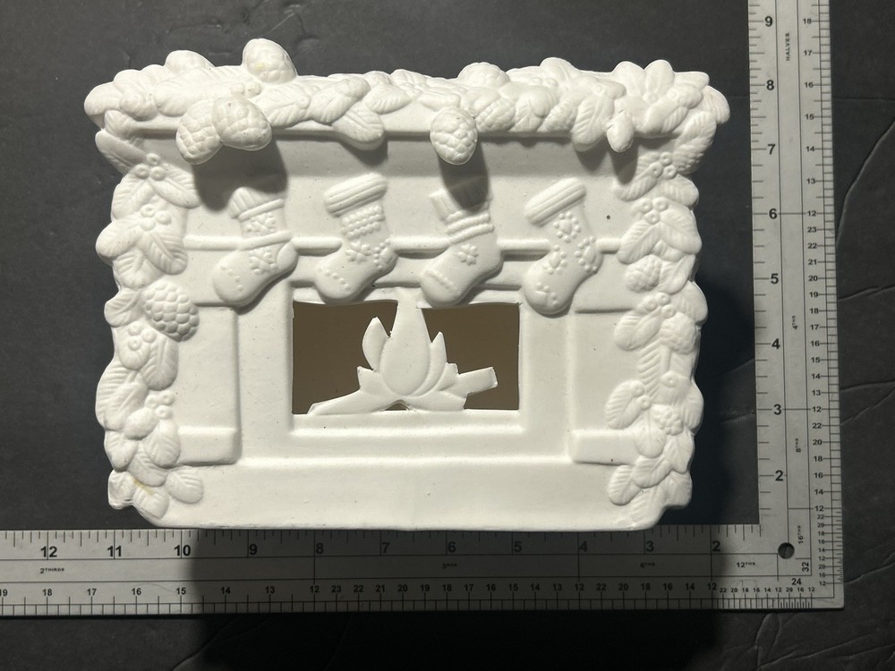ArtMinds™ DIY Christmas Pre-Lit Ceramic Décor  Fireplace/Hearth