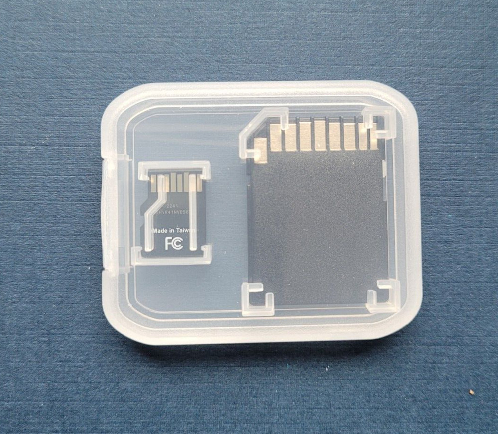 Micro Center 32GB Class 10 Micro SDHC Flash Memory Card with Adapter