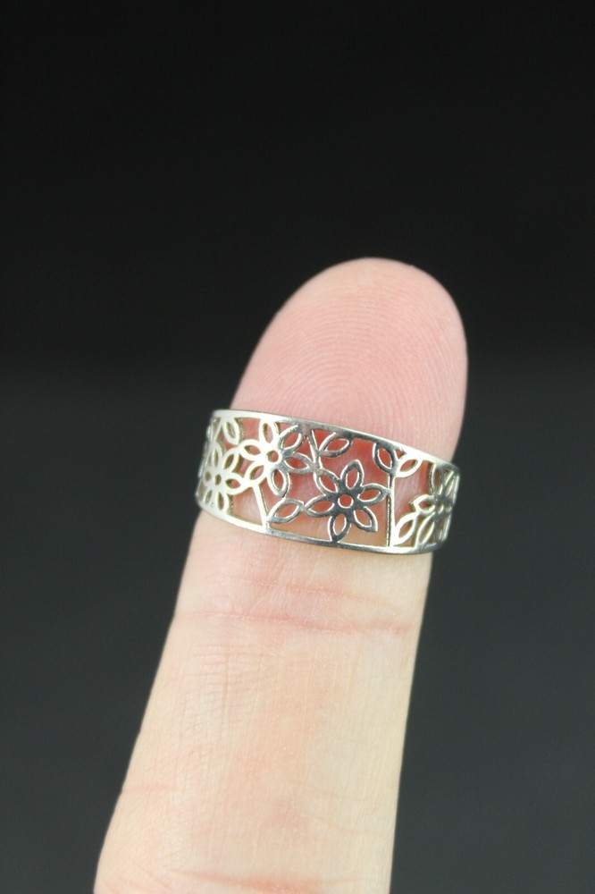 size 5 sterling silver ring .925 daisy flower