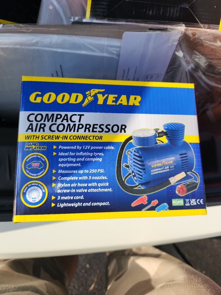 Car air compresor Goodyear