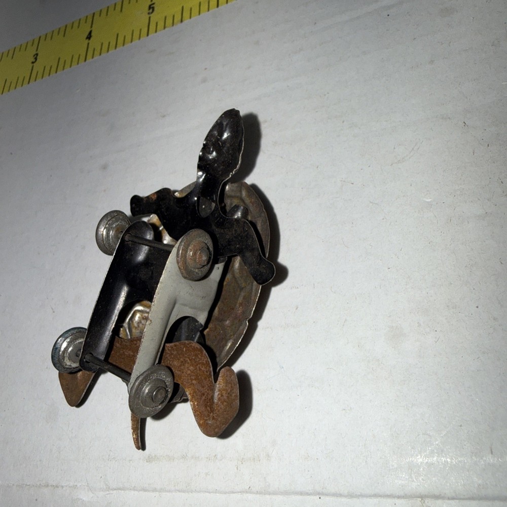 Antique Primitive Hand Painted Tin Turtle Pull Toy bin4 bg