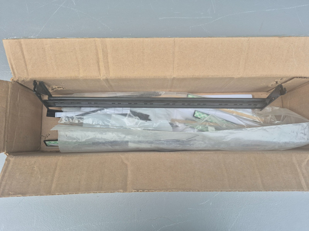 OPEN BOX ORTRONICS LEGRAND PHAHJU24 HDJ Series Unloaded Angled Patch Panel