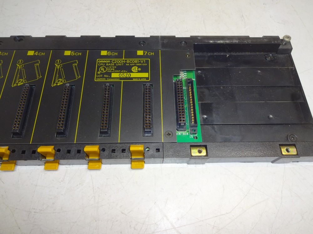 OMRON C200H-BC081-V1 CPU BASE UNIT