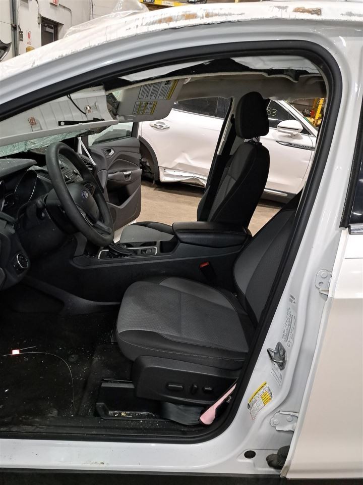 2017 Escape Display Screen Sku#4370612