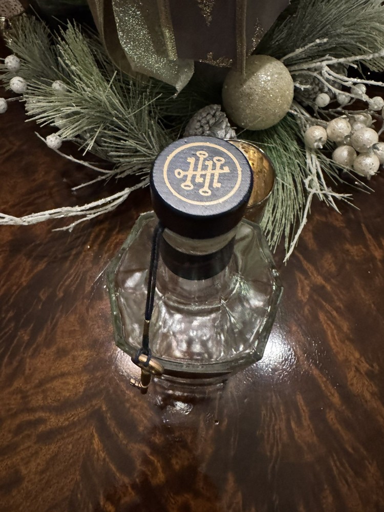 Blade And Bow Empty Whiskey Bottle 750mL With Key #3