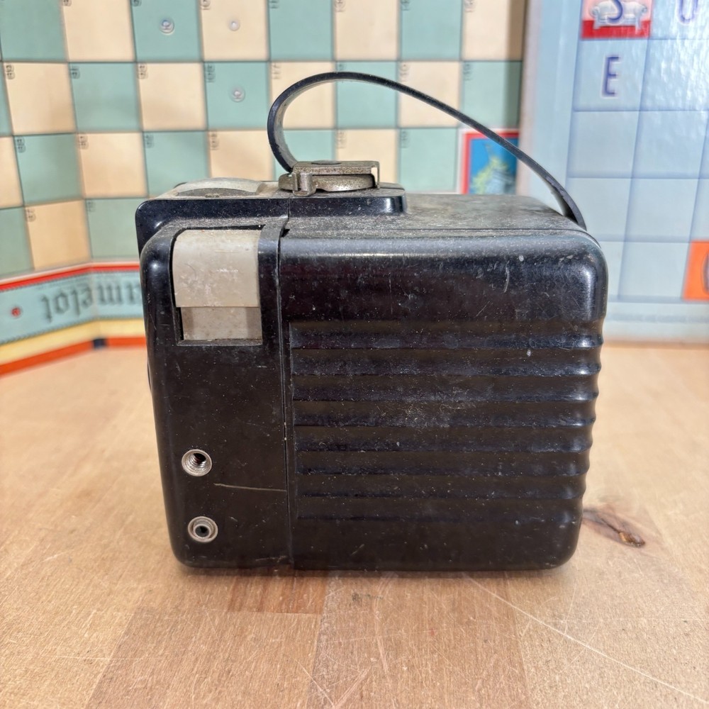 Kodak Brownie Hawkeye Flash Model Camera – Untested As-Is – Vintage Box Camera