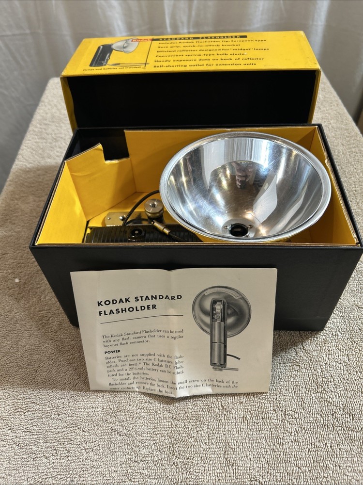 KODAK STANDARD FLASHOLDER With Box And Directions. Not Tested