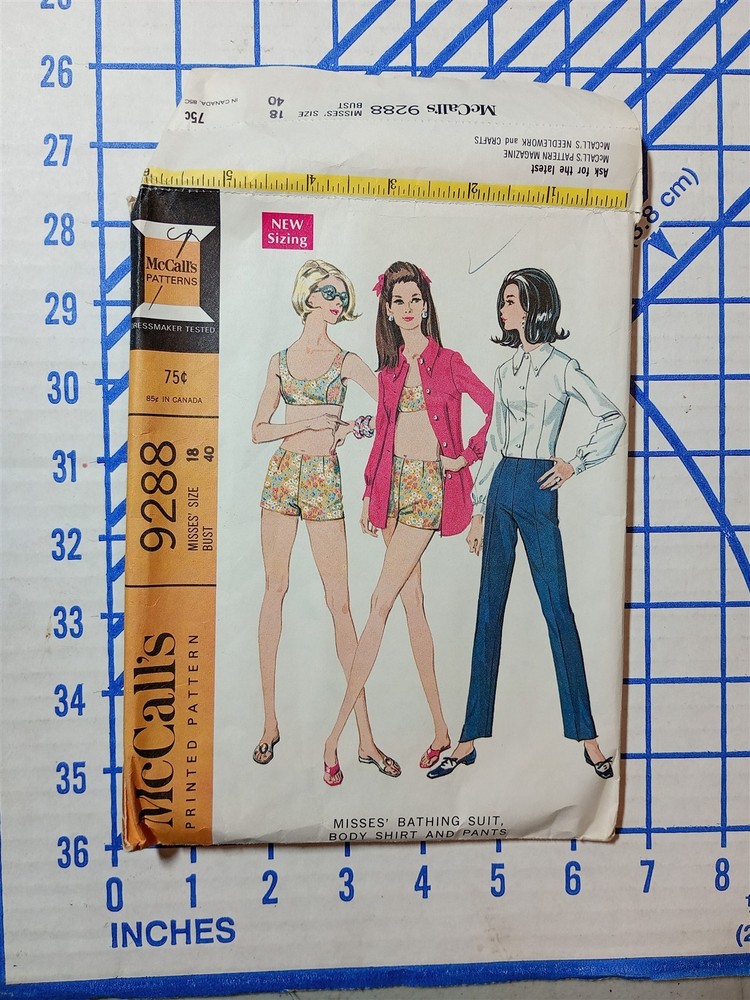 MCCALLS 9288 SEWING PATTERN SIZE 18
