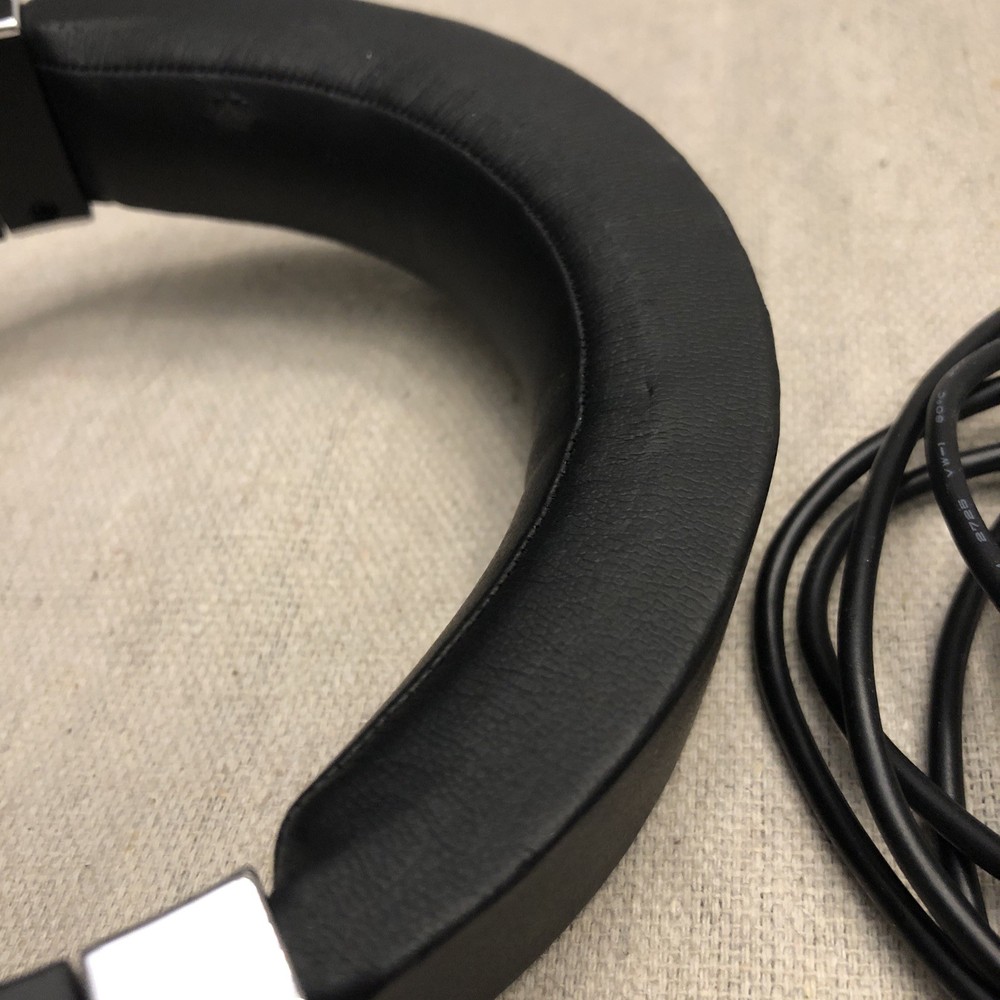 Samson Z55 Professional Reference Headphones