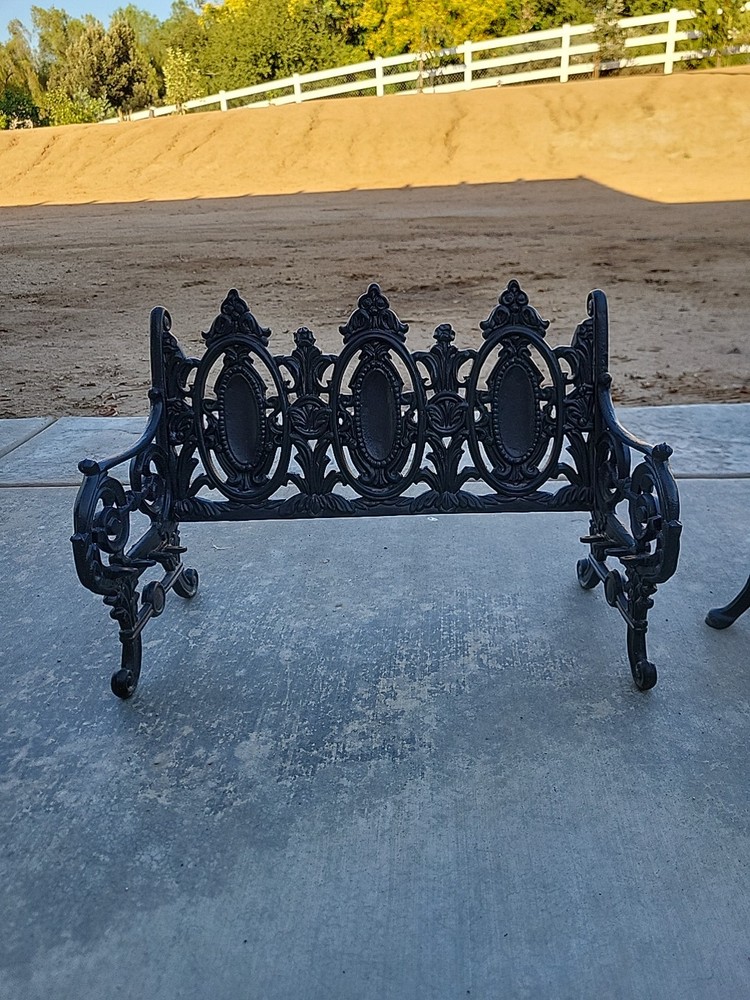 Cast Iron Mini Park Bench And Chairs Set