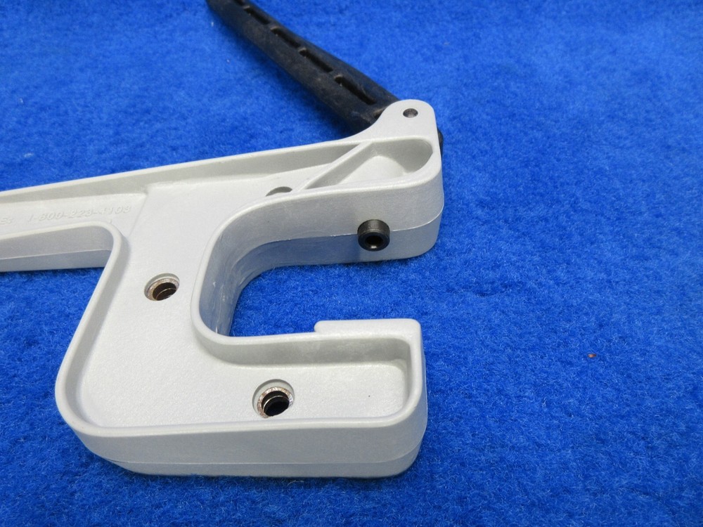 BADGE-A-MINIT Beginner Hand Held Press Button Pin Maker Craft - Tool Only