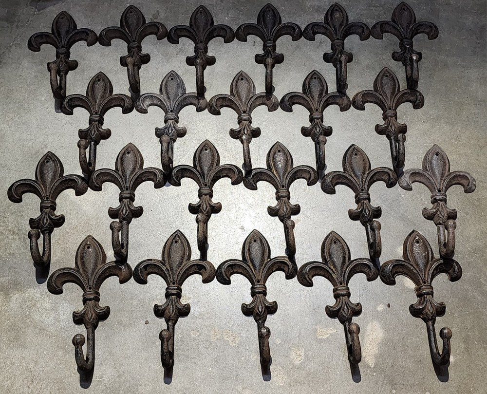Cast Iron Fleur-De-Lis Wall Hook Rustic Farmhouse Antique Style 8.5"