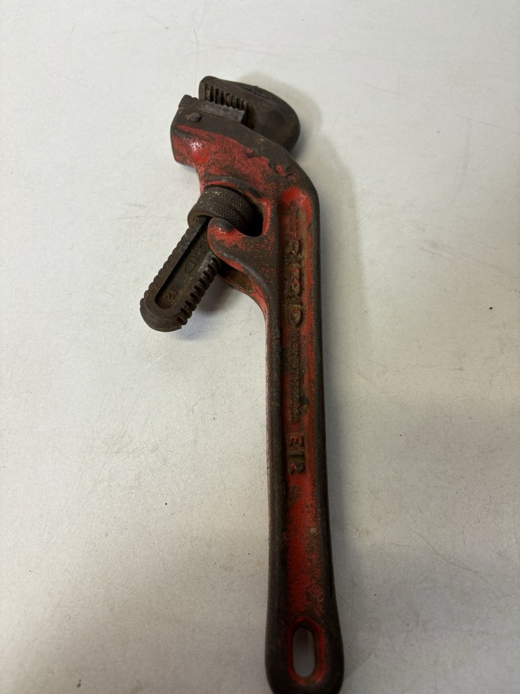 RIGID Model E-12 Heavy Duty End Pipe Wrench, 12", 2" Capacity, Steel
