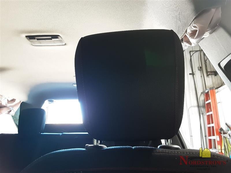 2017 Chevy Equinox Driver Front Headrest Only Black Cloth
