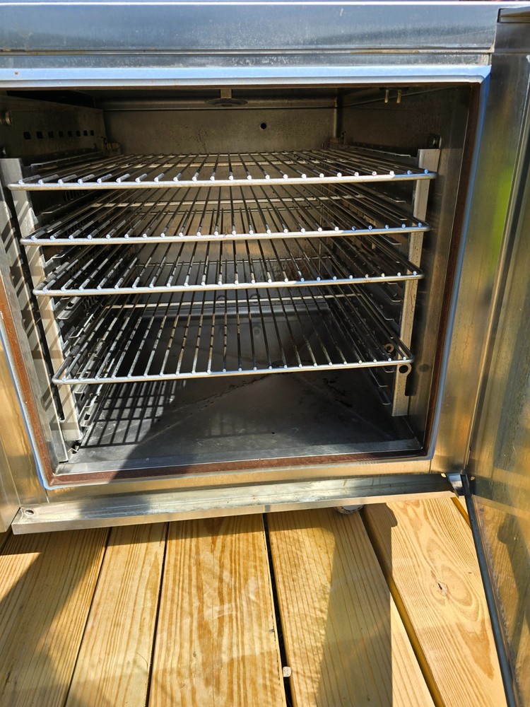Alto-shaam combatham oven model 7.14