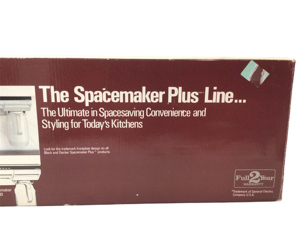 Black & Decker Light Spacemaker Plus Under Cabinet PLA100 w/Outlet 1988