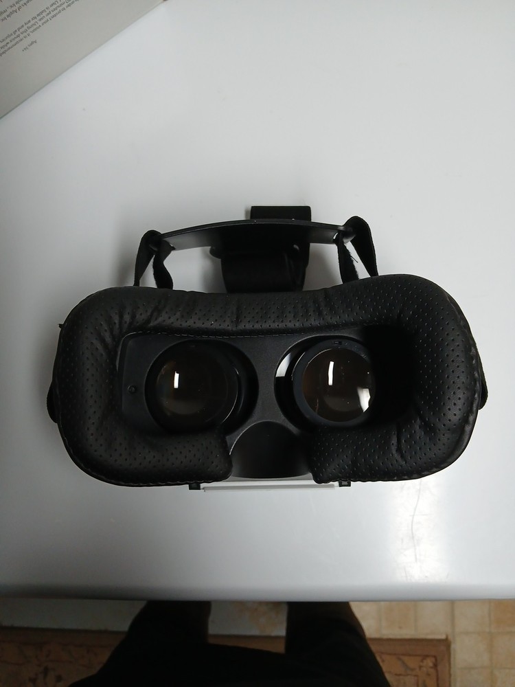 ONN Virtual Reality SmartPhone Headset - Red