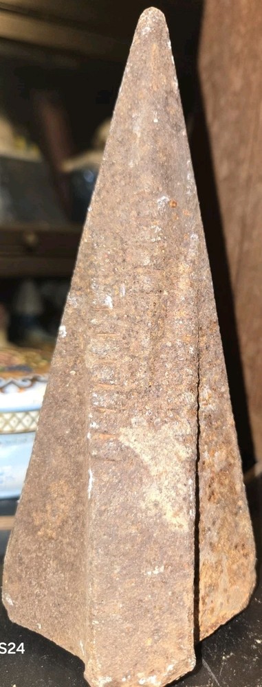 OLD WOOD SPLITTING WEDGE @7" LONG