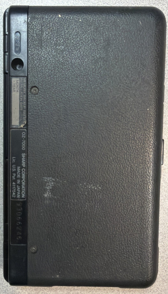 Sharp OZ-7000 WIZARD Electronic Organizer Calculator