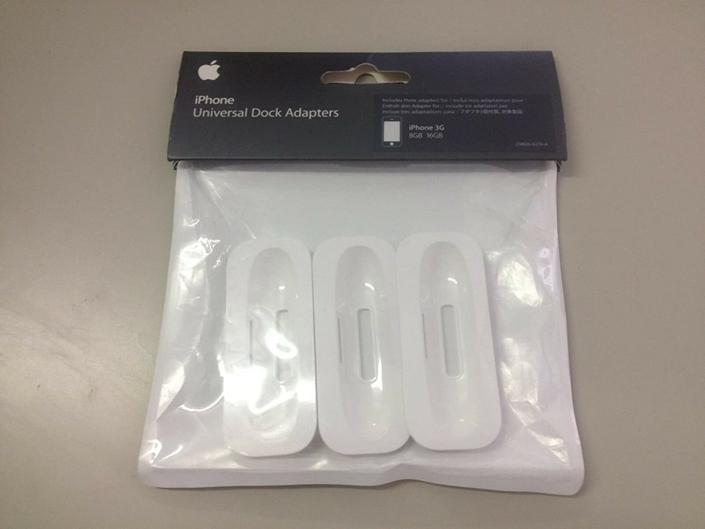 Apple iPhone 3G Universal Dock Adapter 3-Pack - OPEN BOX