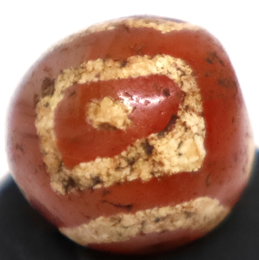 Ancient Tibetan Ancient Himalayan Old Etched agate old dzi bead