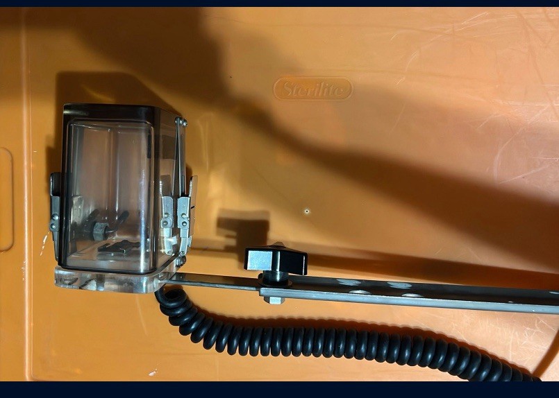 Vintage Underwater Ikelite Video Camera Flash Housing