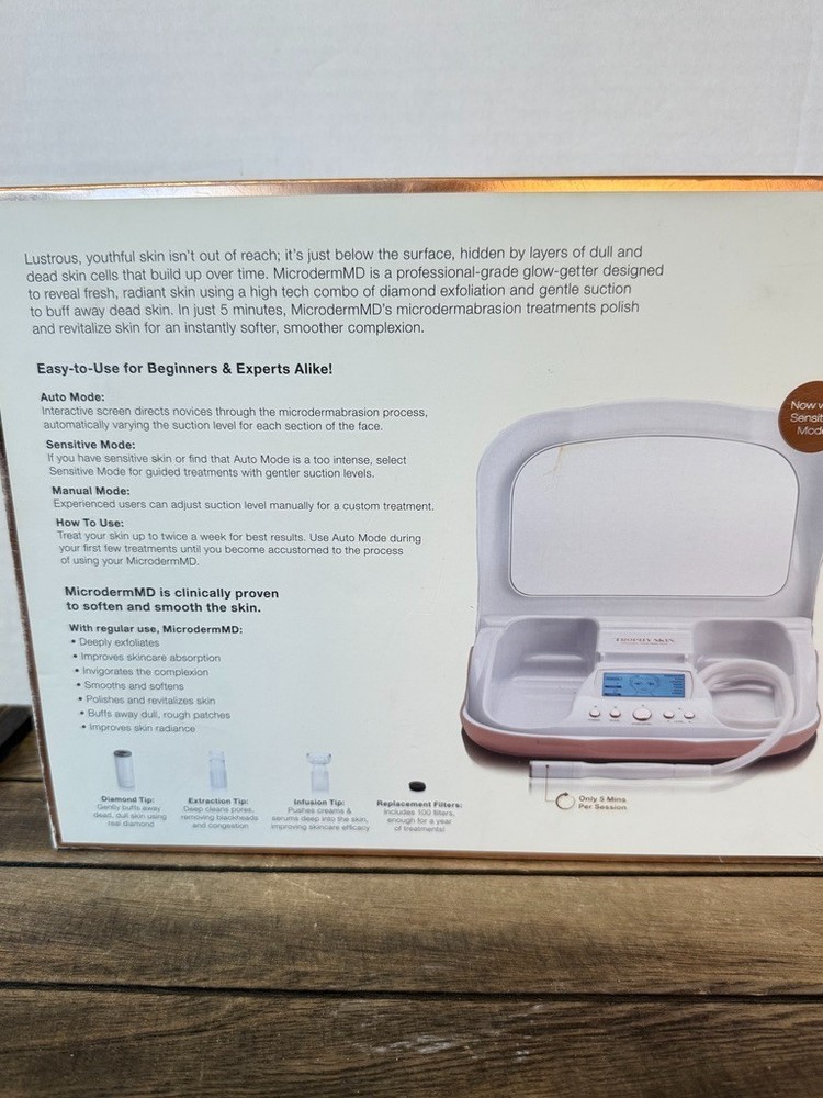 Trophy Skin MicrodermMD Microdermabrasion System White Tested Complete w/ Extras