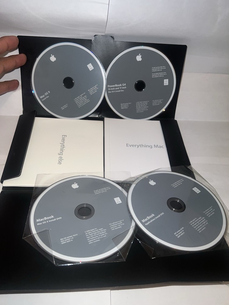 2008 Macintosh MacMacBook Applications Software Installation DVD Version 1.0