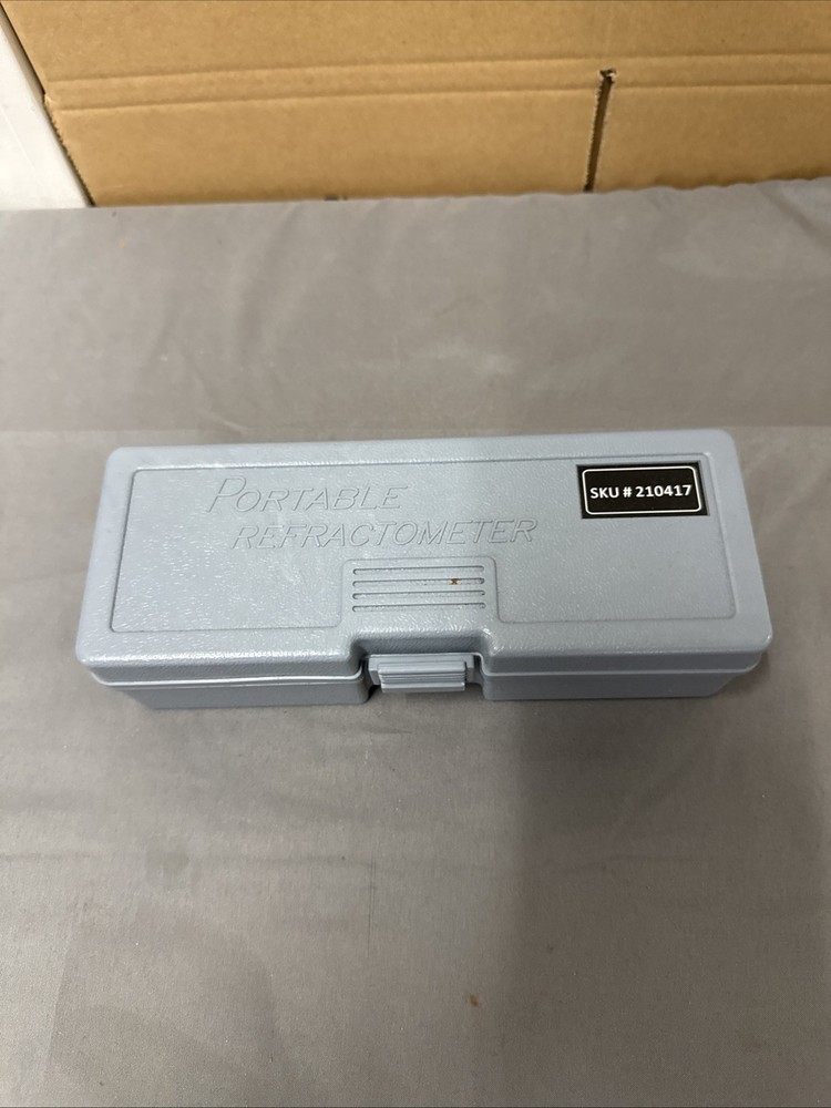 Portable Refractometer with Accessories & Case