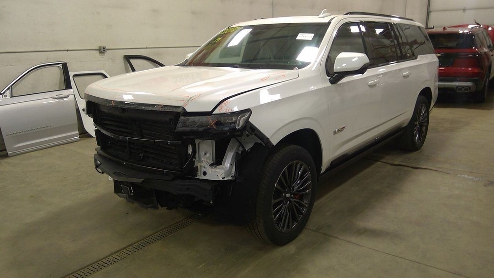 2024 Cadillac Escalade ESV Jack 3029268