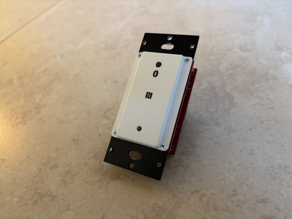 Clearone CONVERGE Bluetooth Expander - Wall Plate Piece - Tested & Working