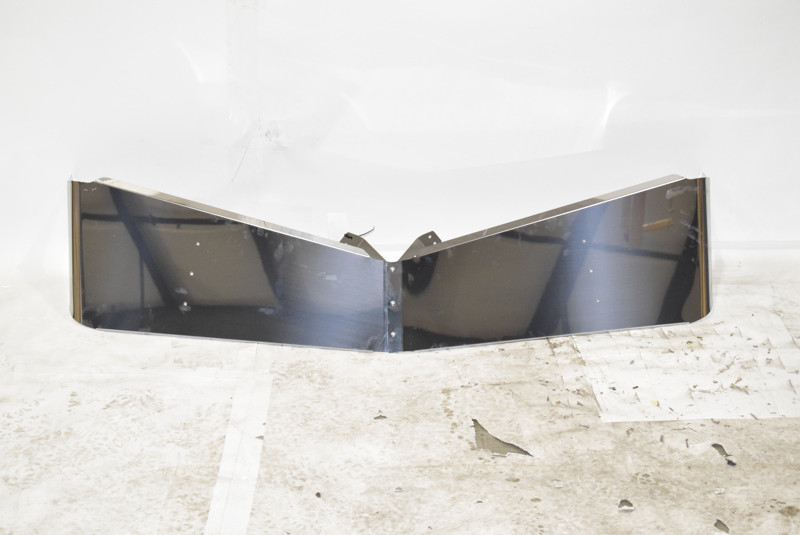 Peterbilt 359 Visor P1008 (654-10517)