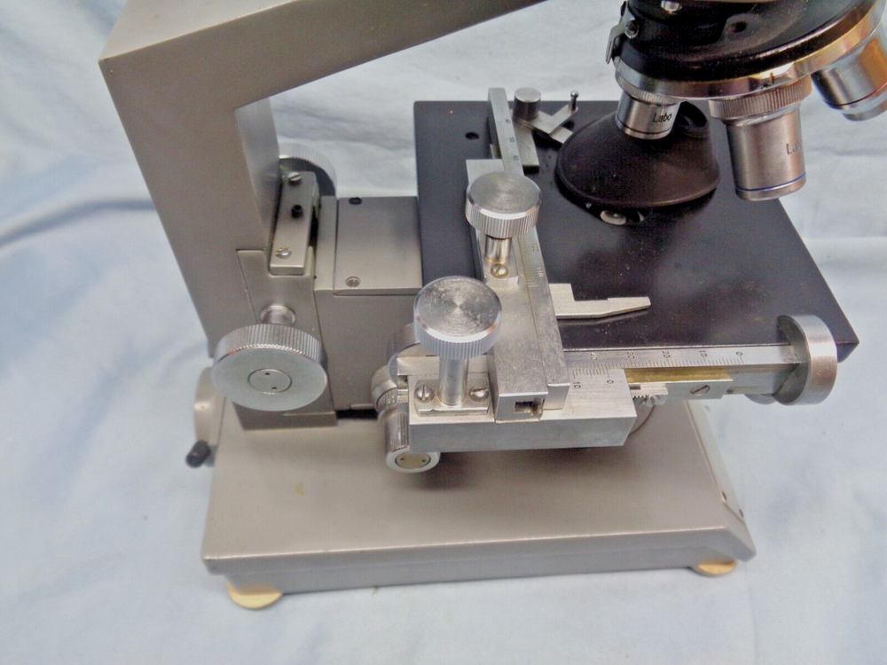 Vintage LaBo Research Microscope SL No. 80235