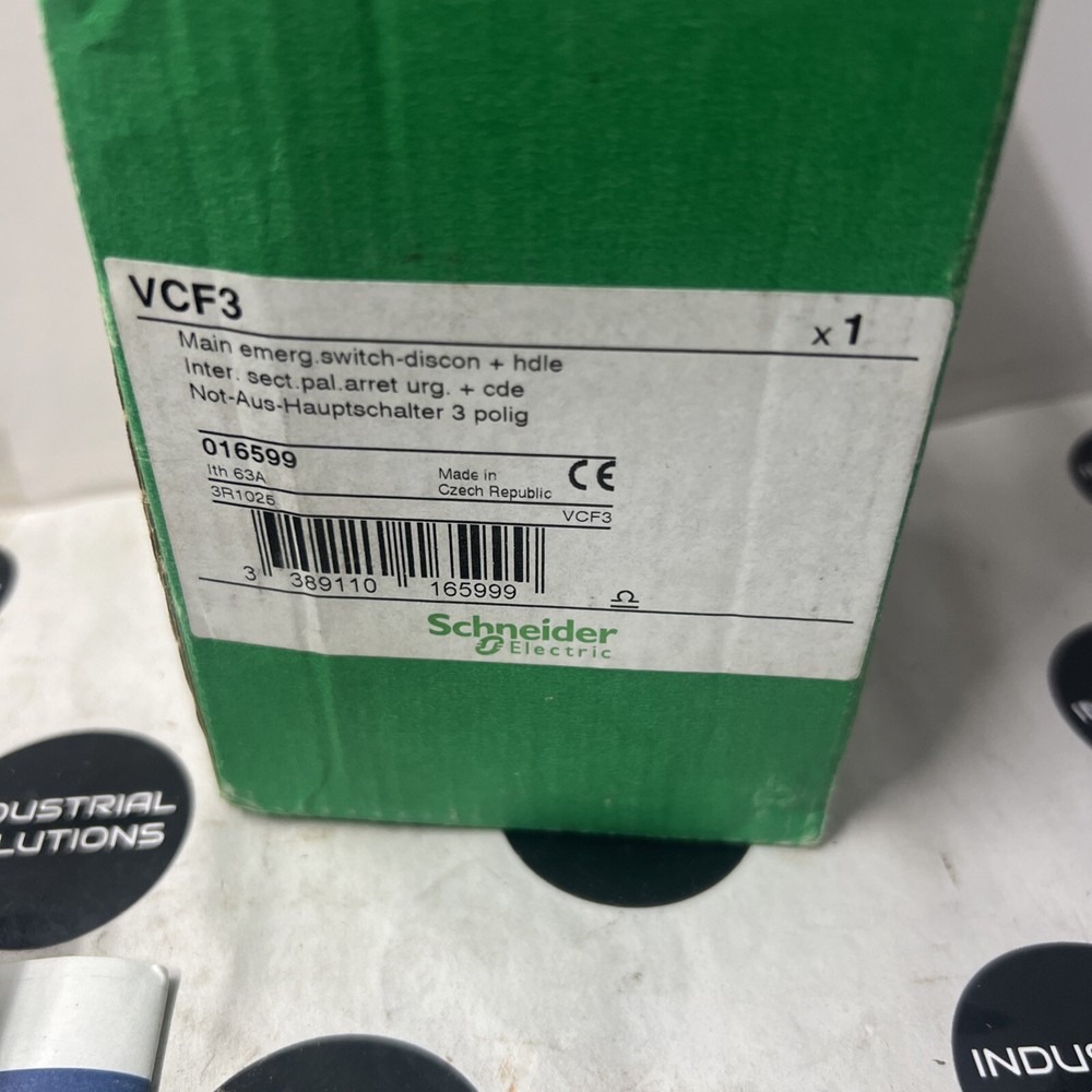 Schneider Electric VCF3 No Handle Included New