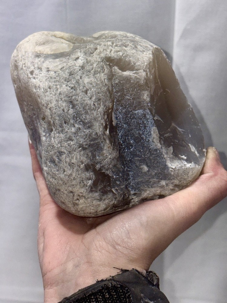 Massive Yellowstone River Agate