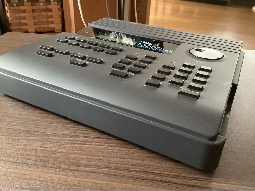 Roland MC-50mkII Micro Composer MIDI Sequencer SMF Compatible Junk