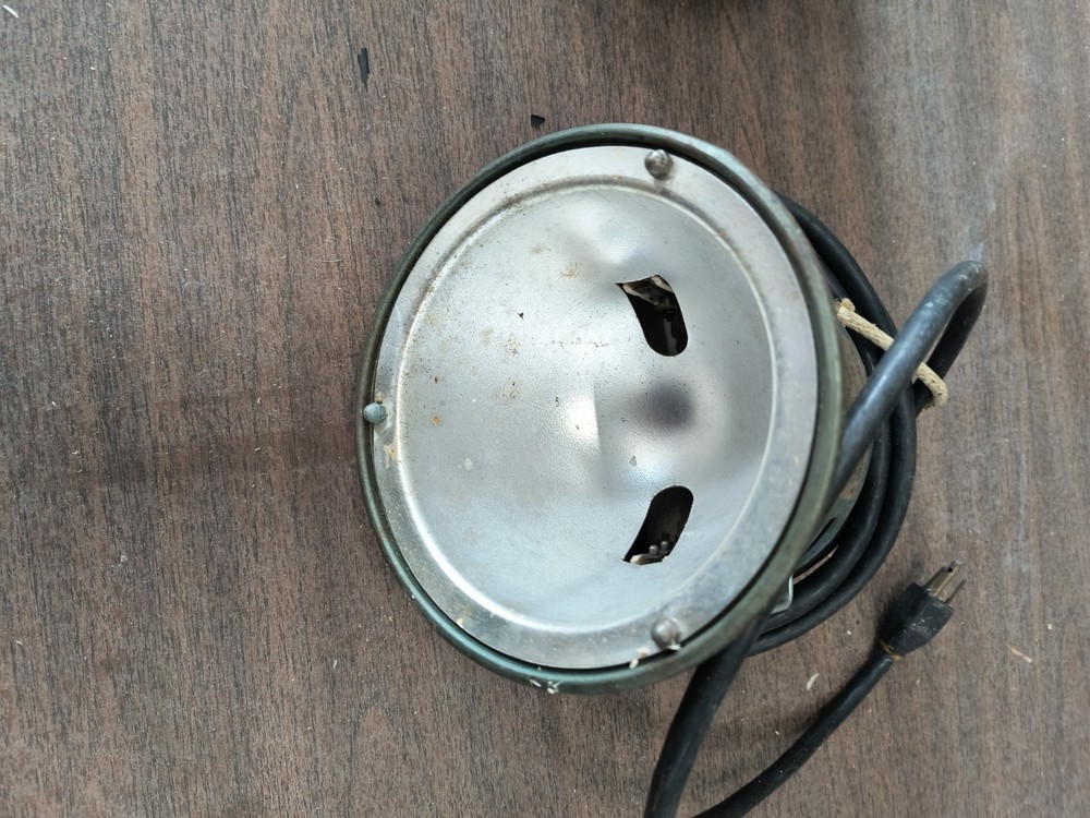 2 Colortran Lights & Attachments Untested