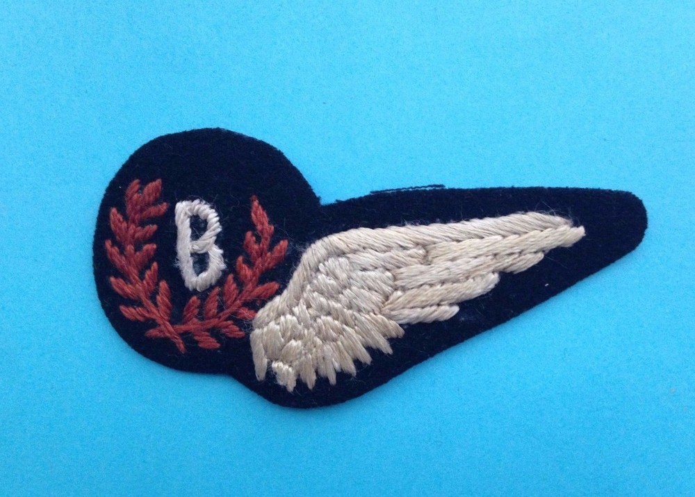 BRITISH ROYAL AIR FORCE BOMB AIMER  (B)
