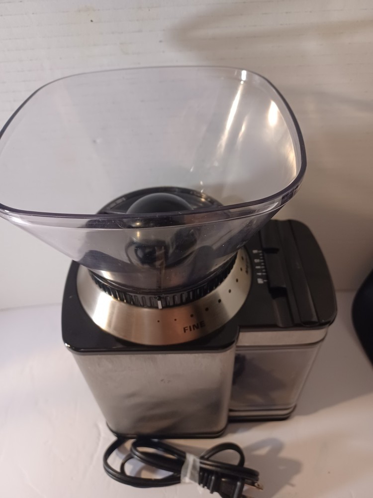 Cuisin DBM-8 coffee Grinder automatic Burr Mill Coffee Grinder Great Condition