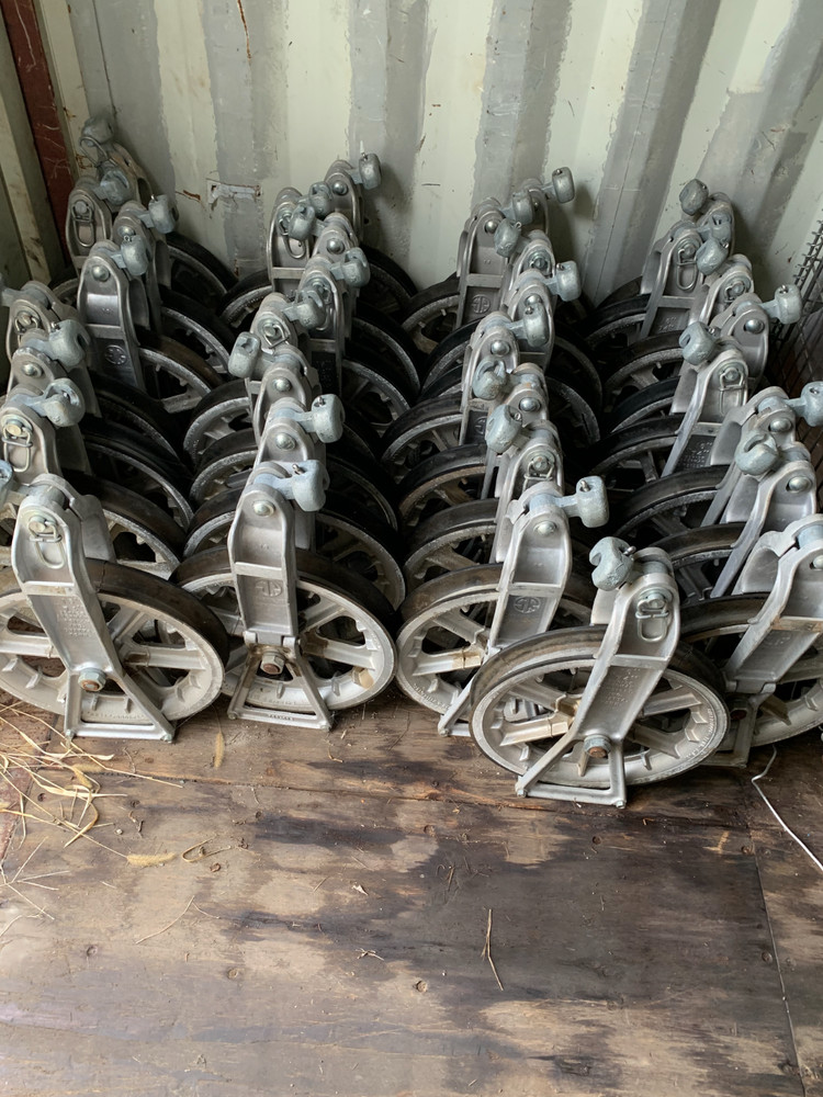 5 BRAND NEW 7 inch lined stringing blocks