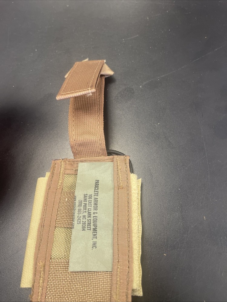 Paraclete Strobe Light Pouch