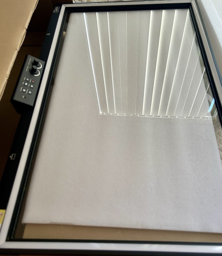 35 Zoom Eglass Lightboard By Pathway - Open Box - Pro Presentation
