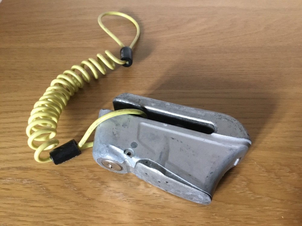 Disc lock - motorbike / scooter - disk lock