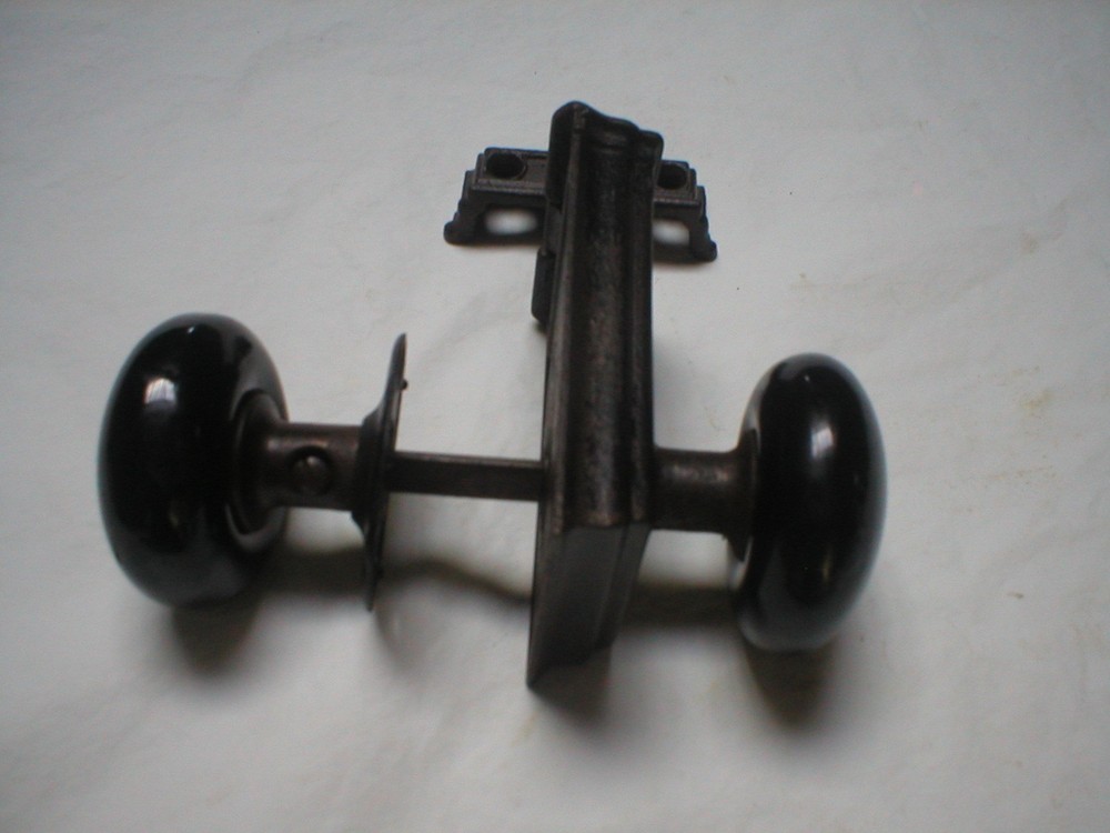 Antique Surface Mount Door Hardware with Porcelain Knobs